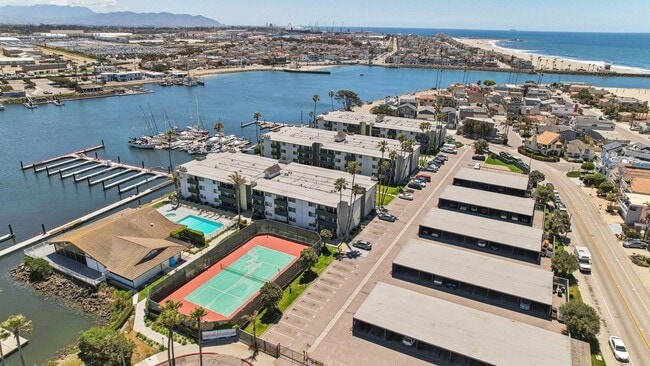 Photo - 4200 S Harbor Blvd Apartments