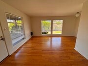 Photo - 620 Longfellow Ave Unit front