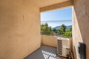 1BR, 1BA - 650SF - Balcony - Montrose Apartments