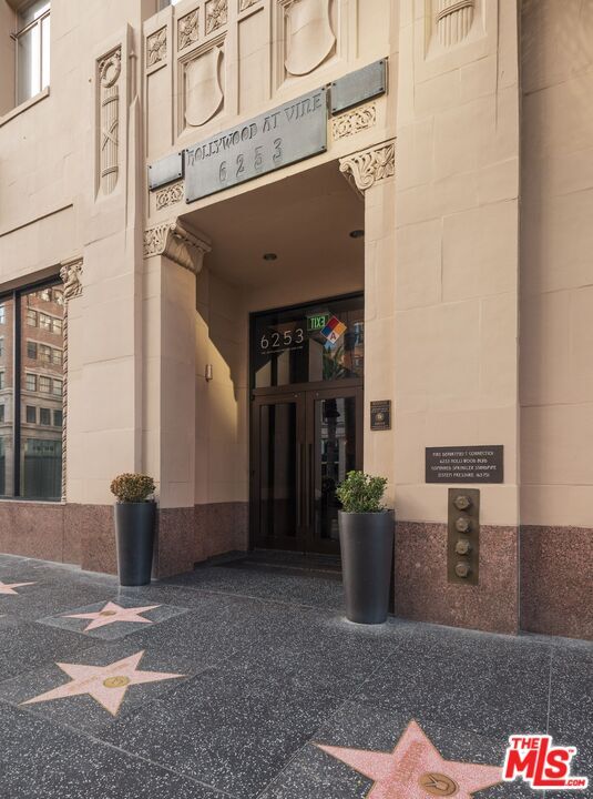 Photo - 6253 Hollywood Blvd Unit 402