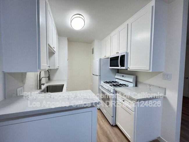 Photo - 4421 Murietta Ave