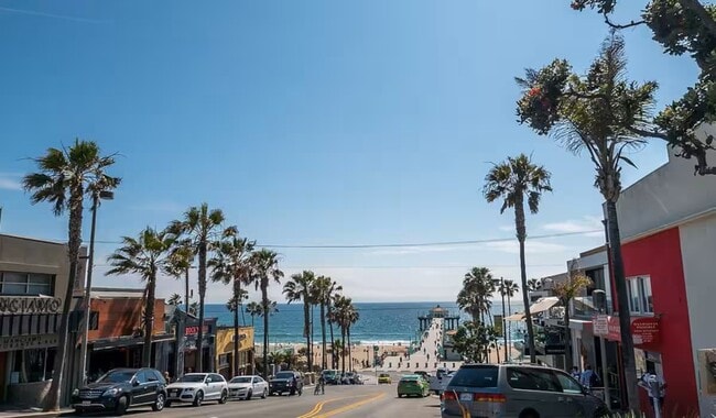 Building Photo - 326 Rosecrans Ave Unit 326