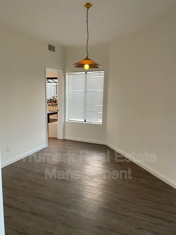 Photo - 412 N Kenwood St Unit 304
