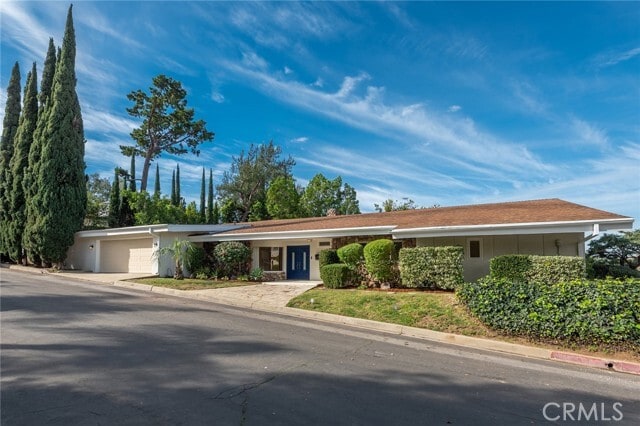 Building Photo - 11400 Dona Lola Dr