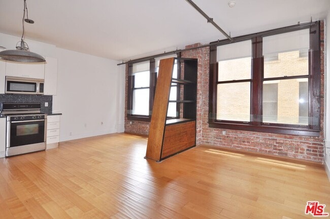 Photo - 460 S Spring St Condo Unit 908