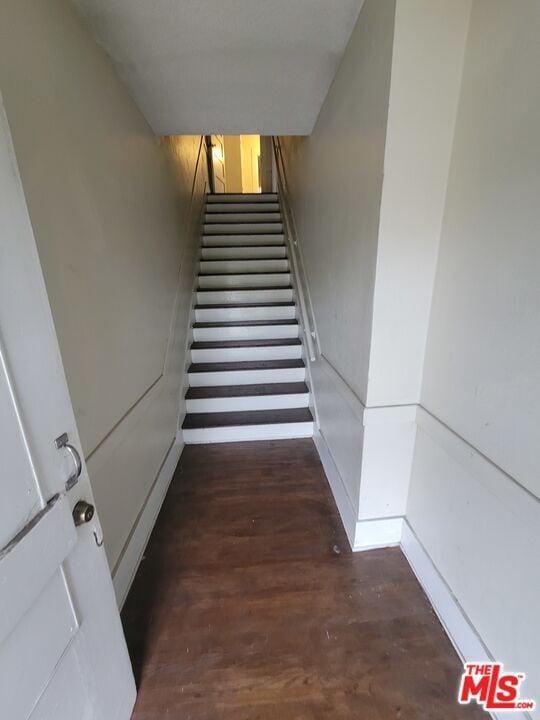 Photo - 2932 1/2 Normandie Ave