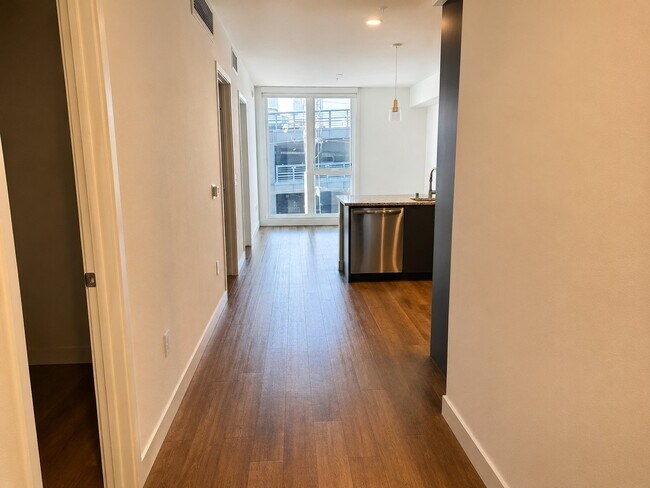 Photo - 2880 James M Wood Blvd Unit 525