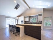 Photo - 15424 Camarillo St Unit 15424