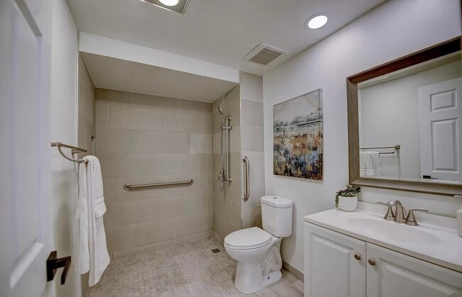 Photo - Spacious Home Designed for Comfortable Living Unit 12