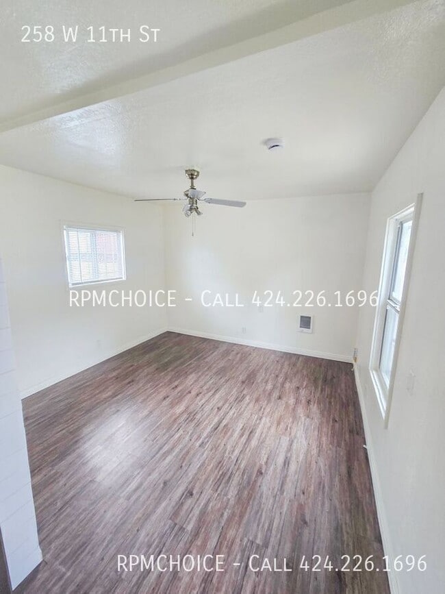 Photo - 258 W 11th St