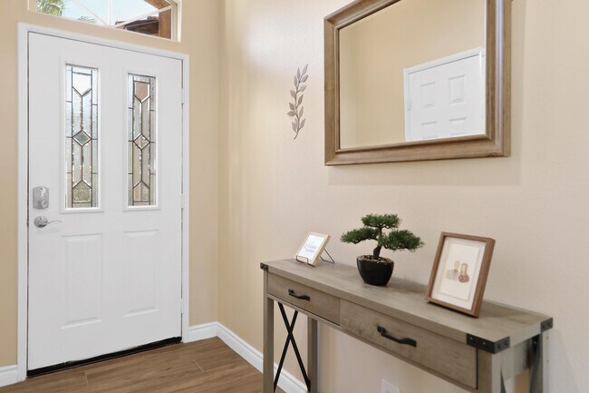 Photo - 79948 Bethpage Ave