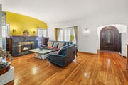 Photo - 649 S Orange Dr House