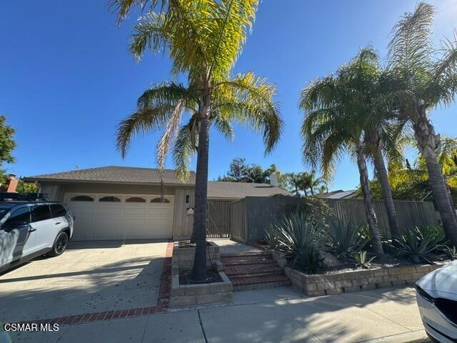 Building Photo - 1830 Pepper Tree Ct