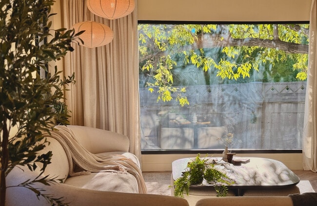 Building Photo - 5323 Monterey Rd