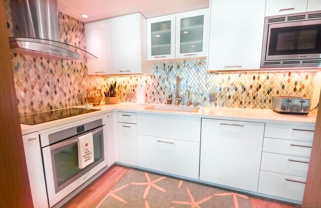 Photo - 1720 Avenida Del Mundo Unit 402