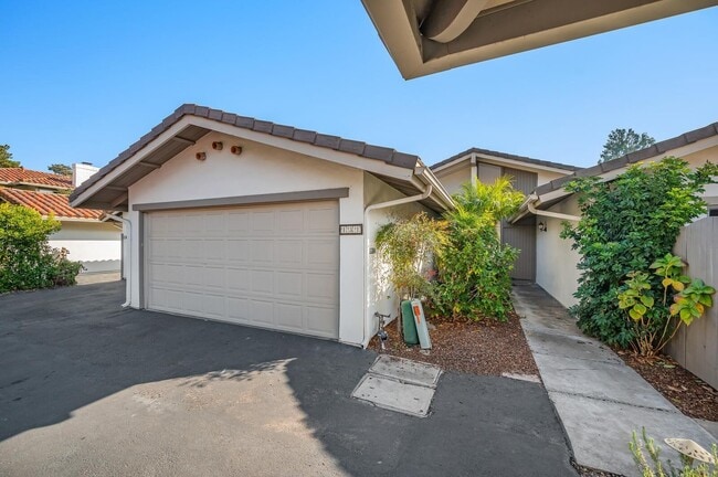 Photo - 131 Saltillo Ct