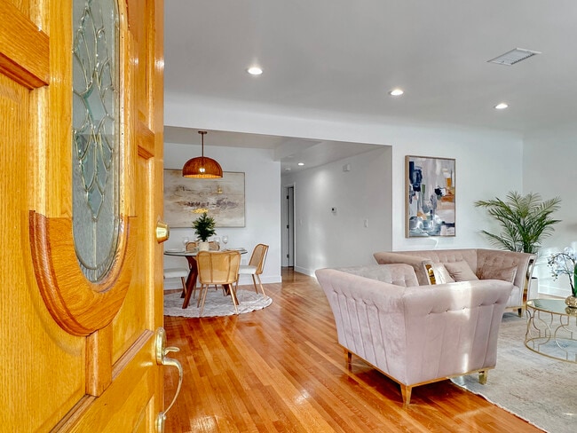 Photo - 4523 Saturn St Unit 4523 Saturn Street