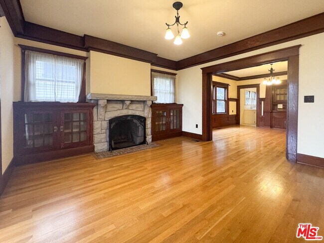 Photo - 1123 Marion Ave