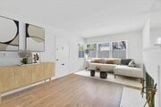 Main Entry Room Furnished - 2935 Westwood Blvd House