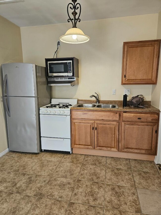 Photo - 7102 Mohawk St