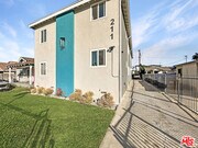 Photo - 211 E 81st St