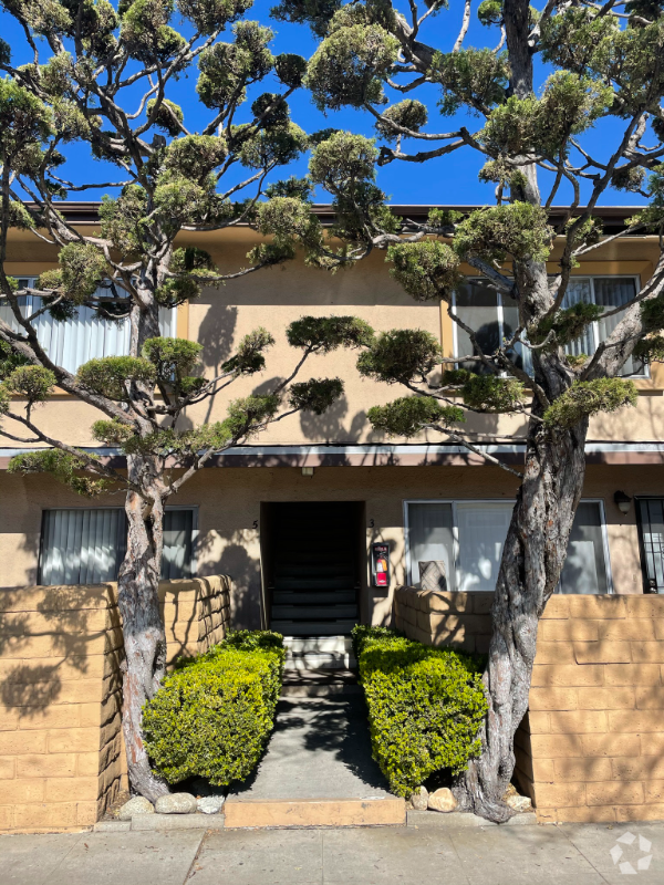 Building Photo - 721 Cordova St Unit 11 Rental