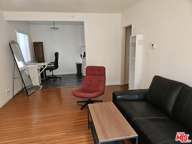 Photo - 1022 S Catalina St Unit #1