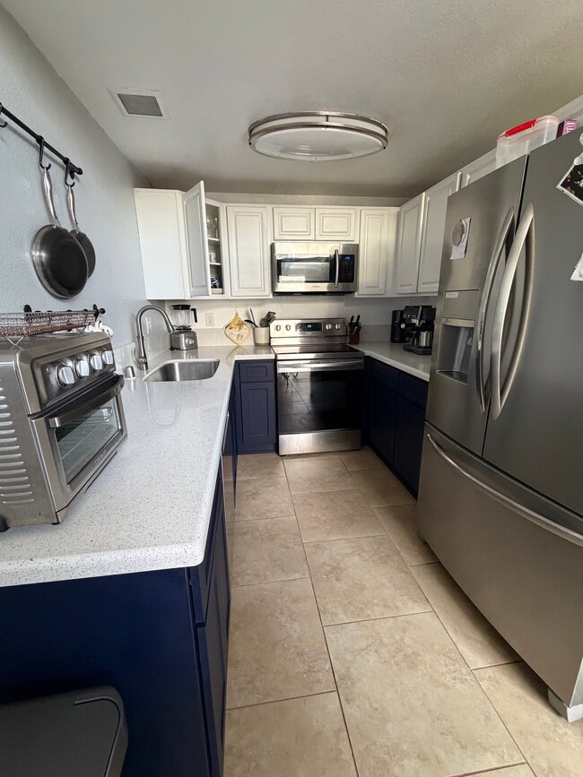 Building Photo - 2873 Casey St