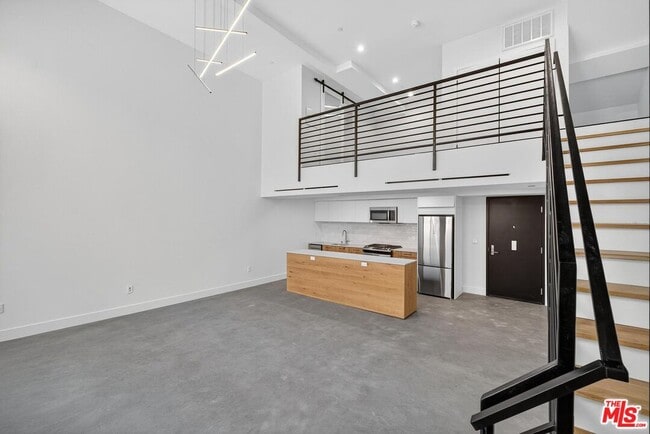 Photo - 2412 Eads St Unit 6