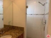 Photo - 1305 W 37th Pl