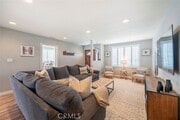 Photo - 18417 Glenburn Ave