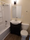 new bathroom - 6043 Romaine St Unit 6