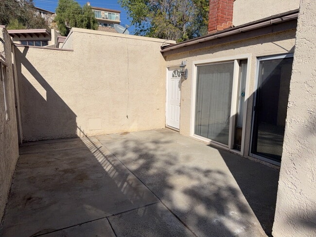 Photo - 797 Daffodil Dr