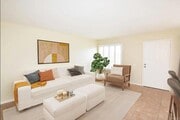 Photo - 807 Yankee Point Way