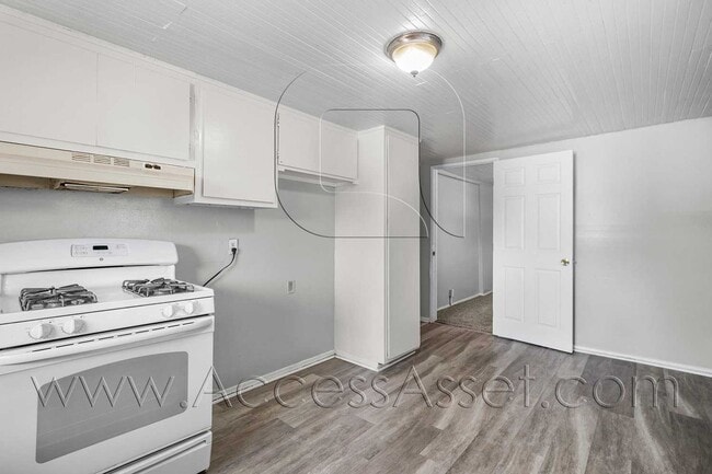 Photo - 307 W Sumner Ave Unit 1