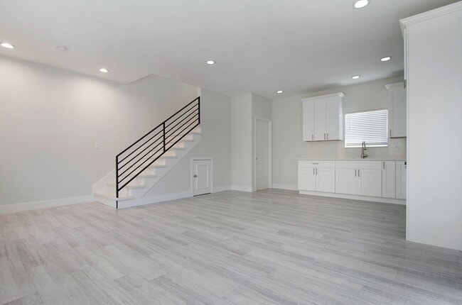 Photo - 1740-1742 Rose Ave. Unit 1740 B