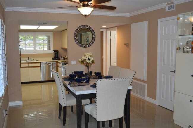 Photo - Mesquite Country Club Furnished End Unit. SEASONAL Unit E31