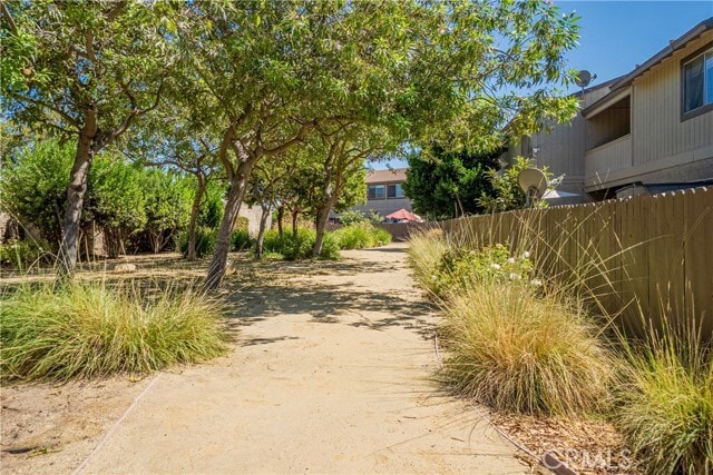 Photo - 633 New Los Angeles Ave