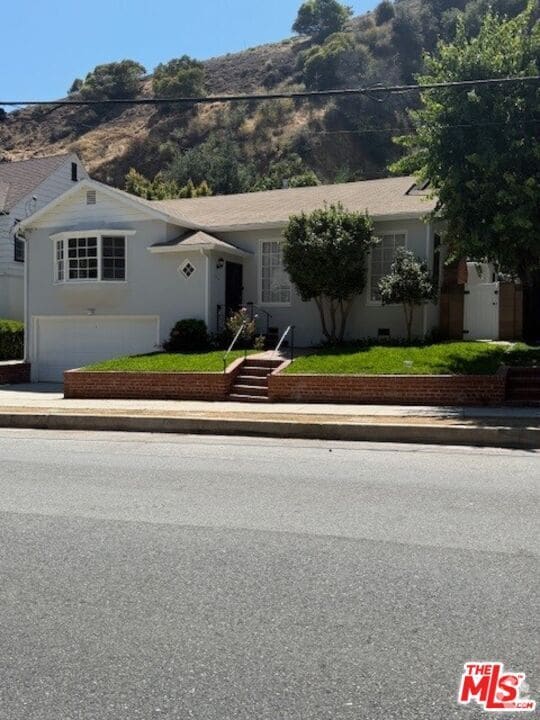 Building Photo - 2515 Canyon Dr Rental