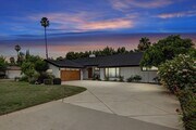 Photo - BEAUTIFULLY REMODELED, 5BD/4BA ENTERTAINER... House