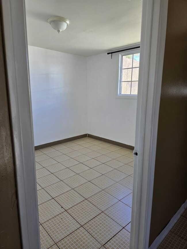 Photo - 3613 W 108th St