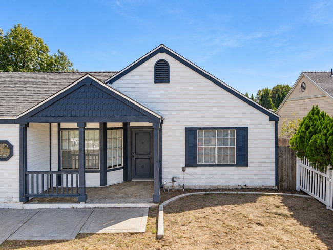 Building Photo - 1166 Minerva Ct Unit 1