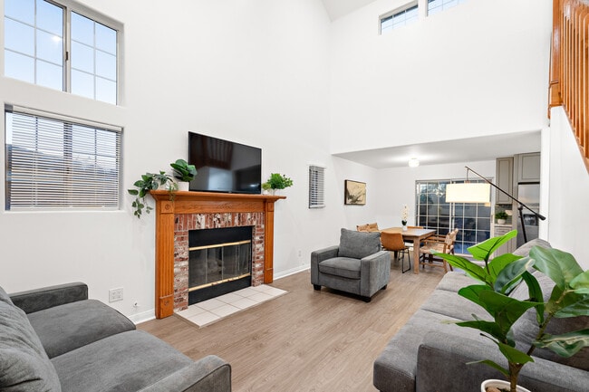 Photo - 15229 Freeman Ave