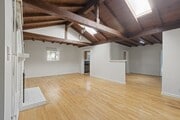 Photo - Cozy 3-bedroom Home Nestled in Encino!