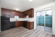 Photo - 5156 Dawes St