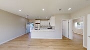 Photo - 4BD/2BA on Stewart! Townhome