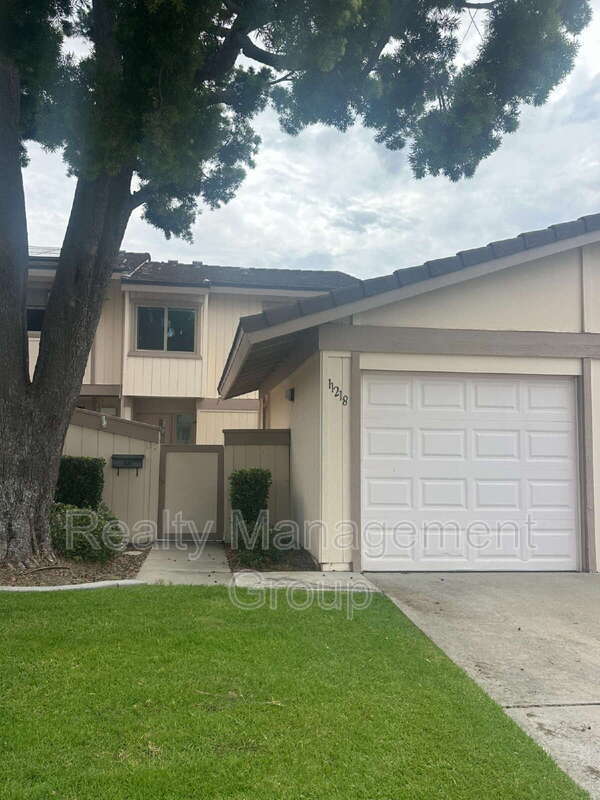 Building Photo - 11218 Poblado Rd