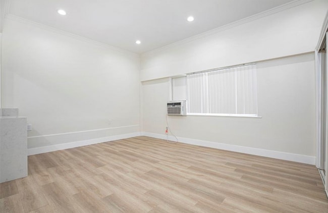 Photo - 14319 Tiara St Unit 2