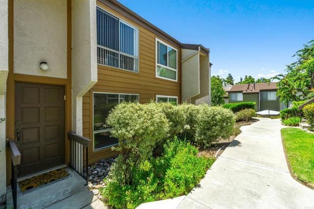 Building Photo - 7811 Tommy Dr
