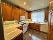 Photo - 74 Seacountry Ln